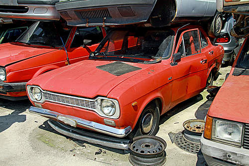 Automobile strumento necessario e…non - Demolizioni auto