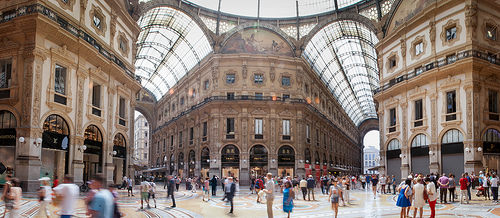 Milano capitale della moda - SHOPPING